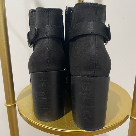 Booties 🖤 - Picture 7 of 7